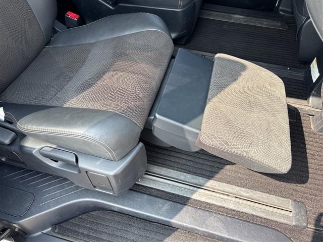 Toyota ESTIMA 2016 8343605-9