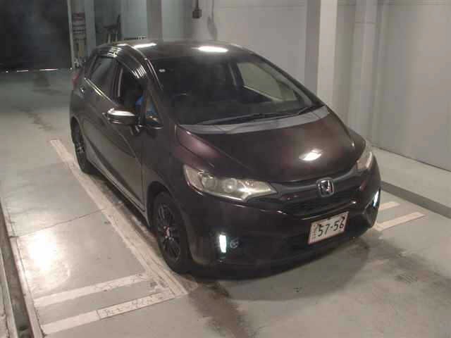 Honda FIT 2016 8341121-0
