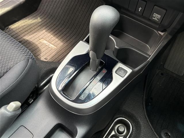 Honda FIT 2017 8341298-9