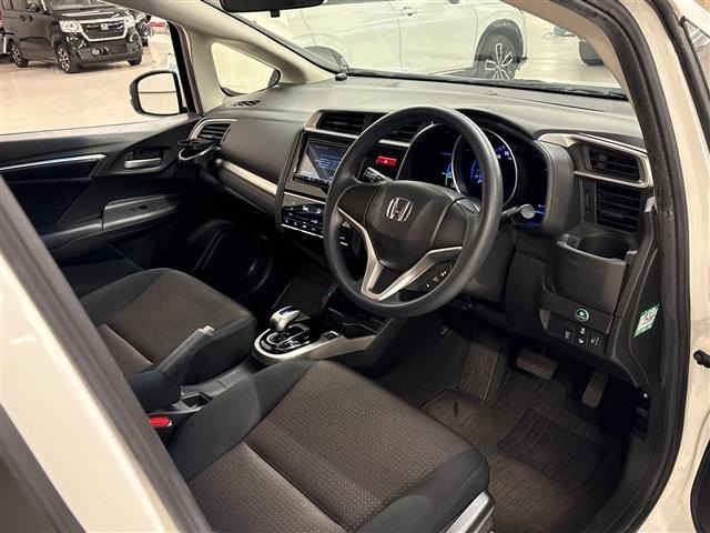 Honda FIT 2015 8341315-22