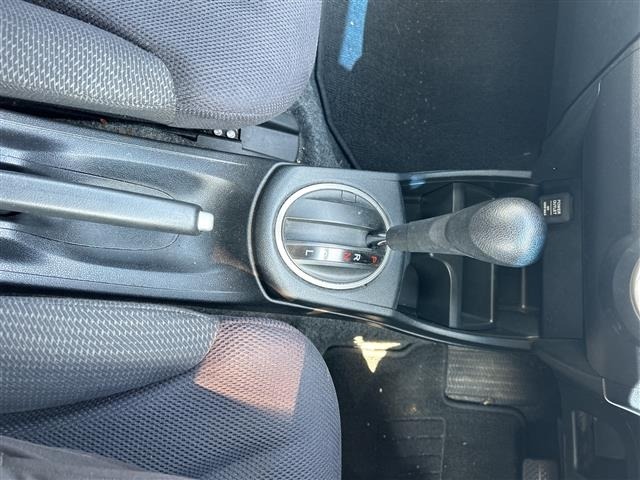 Honda FIT 2011 8341320-6