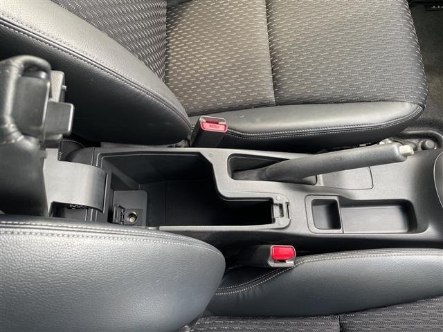 Honda FIT 2016 8341324-5