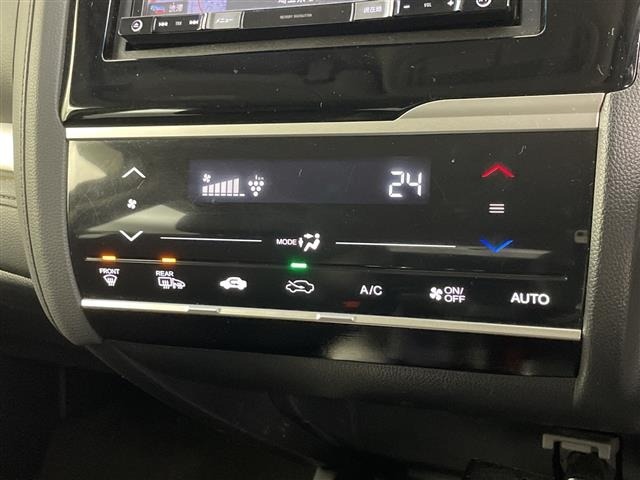 Honda FIT 2017 8341358-1