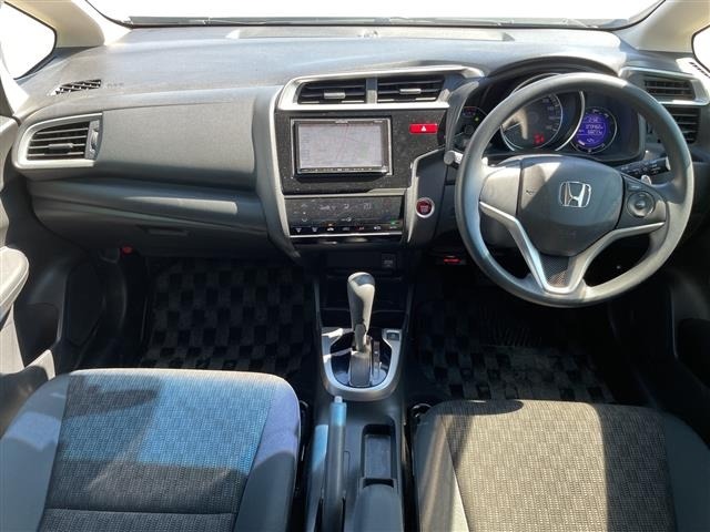 Honda FIT 2015 8341404-14