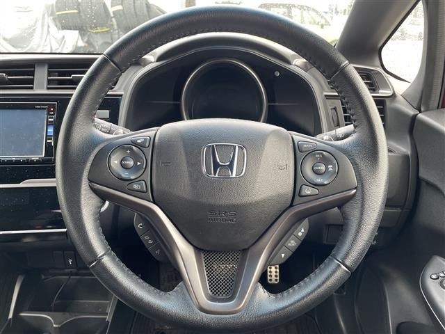 Honda FIT 2017 8341425-1
