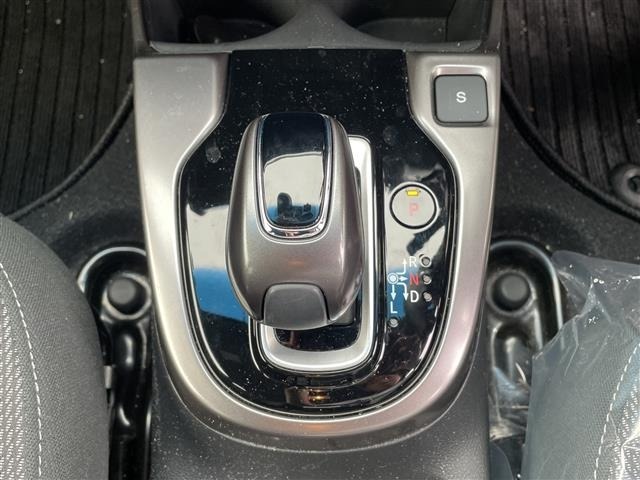 Honda FIT 2017 8341425-10