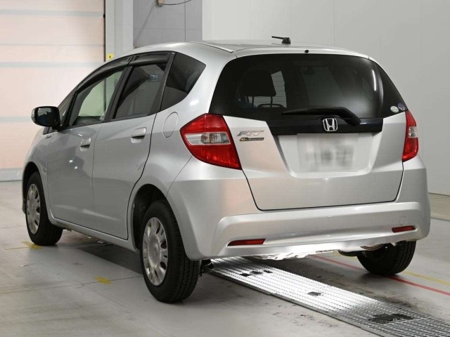 Honda FIT 2012 8341459-6