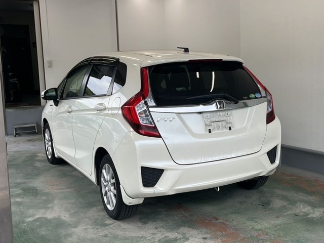 Honda FIT 2015 8341470-1