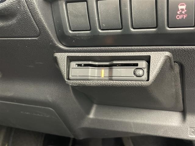 Subaru FORESTER 2022 8339896-17