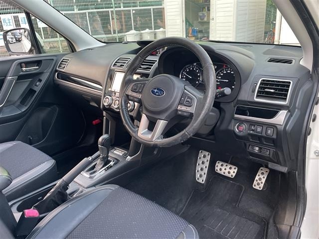 Subaru FORESTER 2016 8339900-10