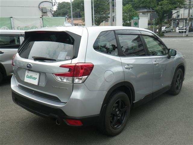 Subaru FORESTER 2018 8339901-19