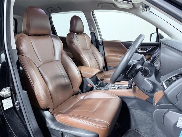 Subaru FORESTER 2019 8339908-3
