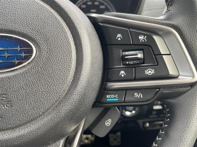 Subaru FORESTER 2018 8339909-10