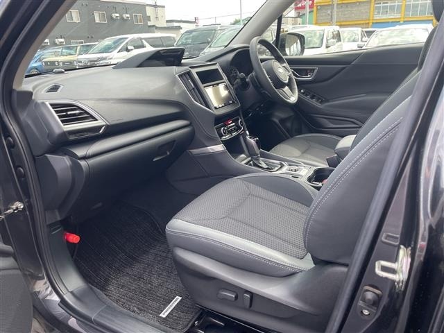 Subaru FORESTER 2018 8339909-2