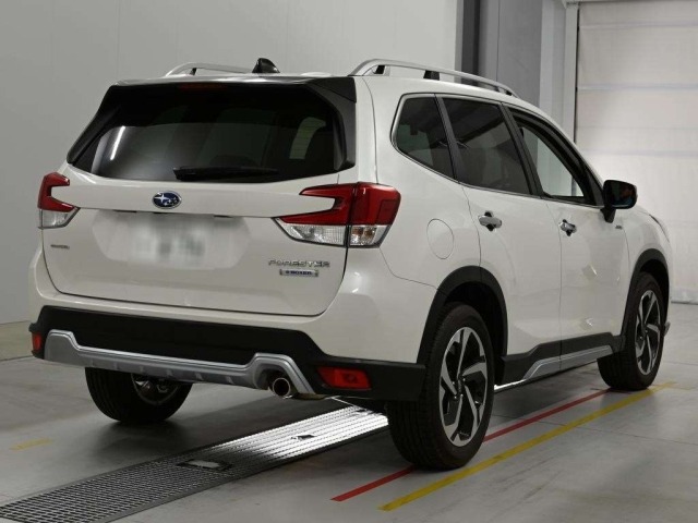Subaru FORESTER 2023 8339914-1