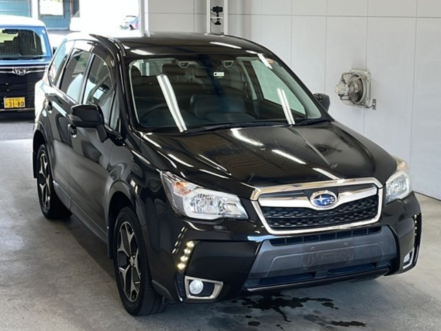 Subaru FORESTER 2014 8339916-4