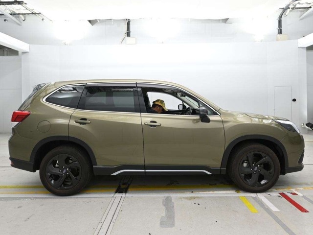 Subaru FORESTER 2022 8339920-3