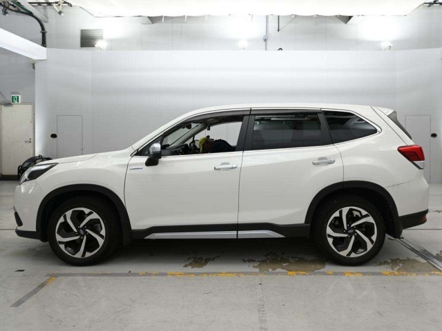 Subaru FORESTER 2021 8339923-4