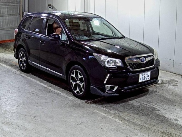 Subaru FORESTER 2013 8339930-0