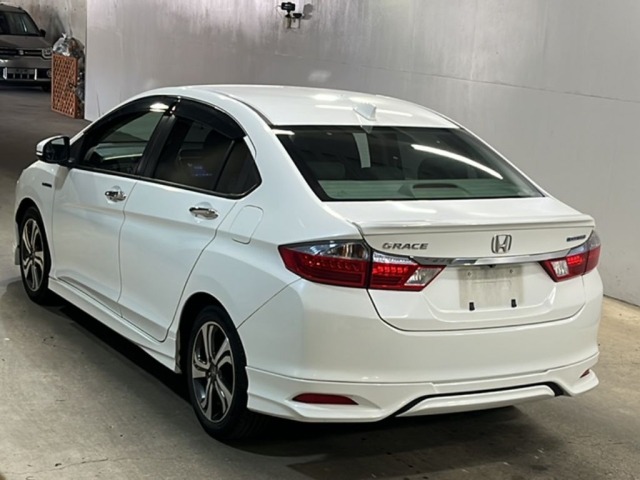 Honda GRACE 2015 8347820-1