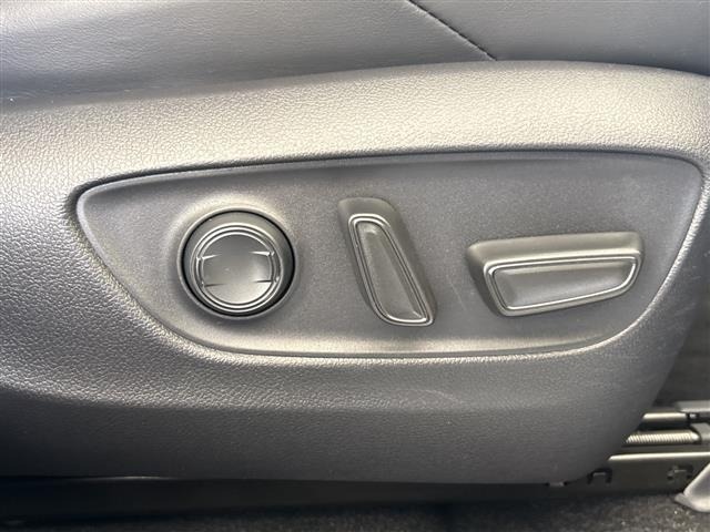 Toyota HARRIER 2023 8347865-4