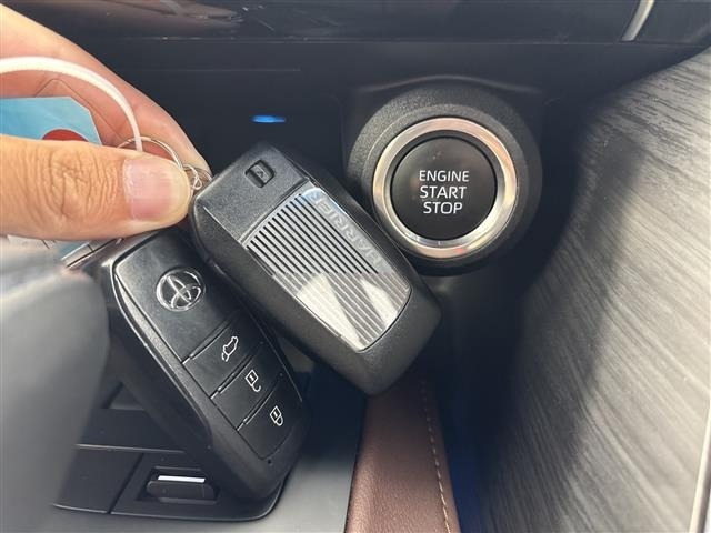 Toyota HARRIER 2023 8347865-9
