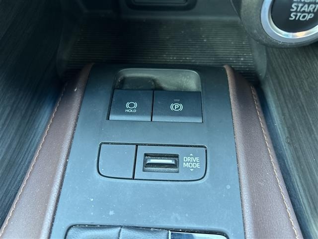 Toyota HARRIER 2020 8347871-8