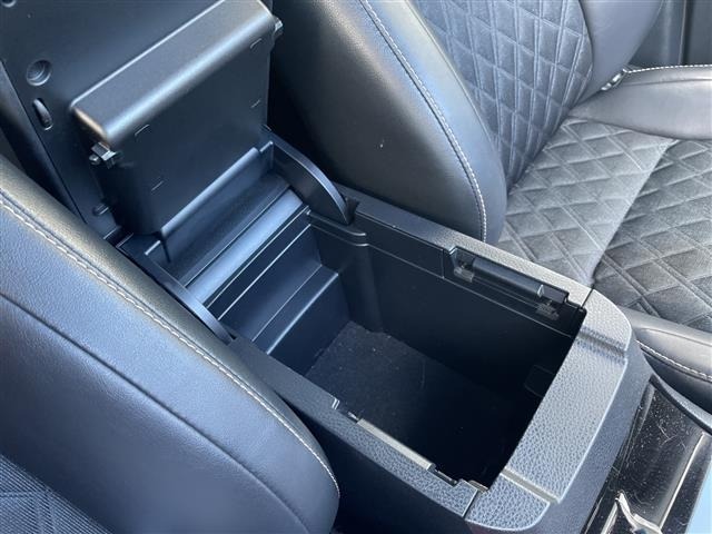 Toyota HARRIER 2017 8347882-2