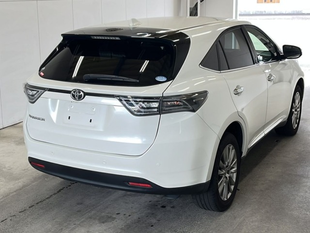 Toyota HARRIER 2016 8347890-1