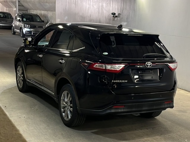 Toyota HARRIER 2017 8347900-1