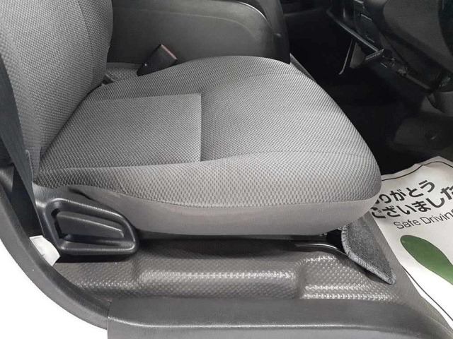Toyota HIACE WAGON 2017 8340702-10