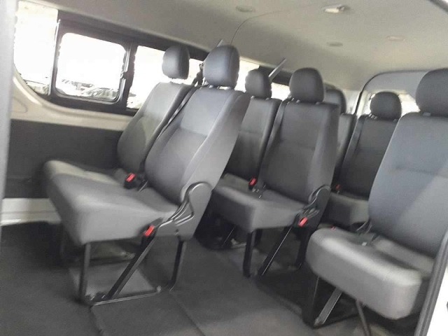 Toyota HIACE WAGON 2017 8340702-11