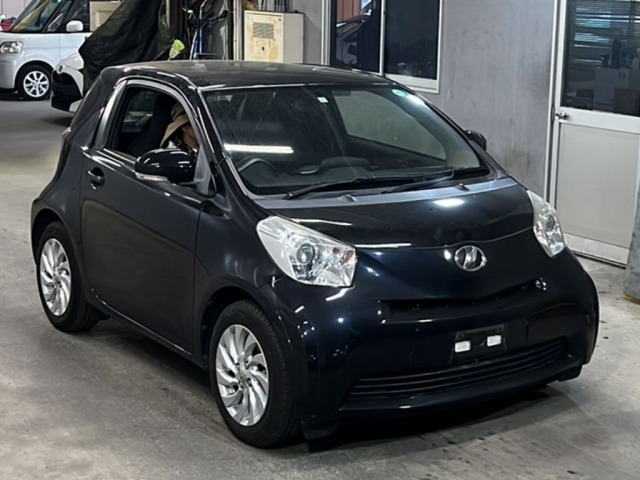 Toyota IQ 2009 8341126-4
