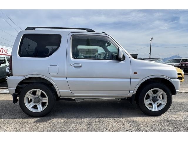 Suzuki JIMNY 2005 8348499-4