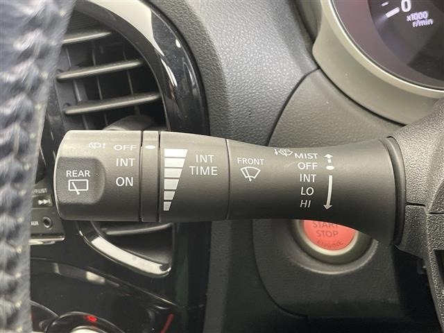 Nissan JUKE 2015 8340505-10