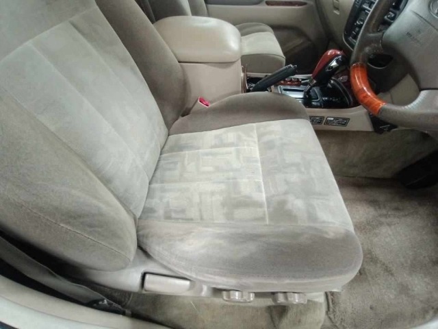 Toyota LAND CRUISER 2000 8339857-10