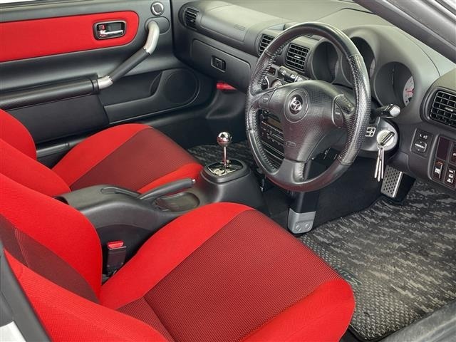 Toyota MR-S 2002 8339969-2