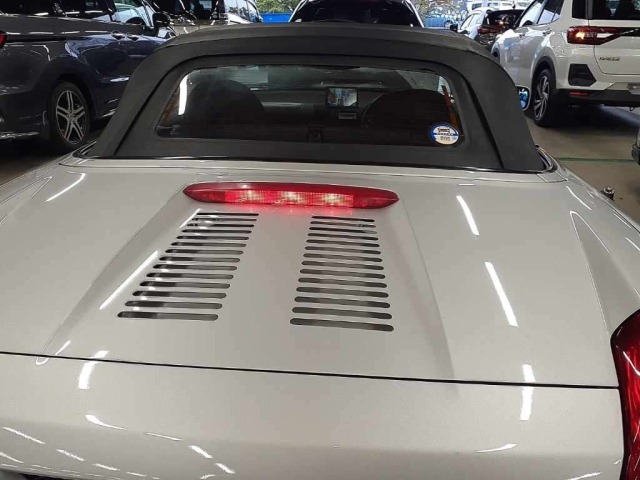 Toyota MR-S 2001 8339970-11