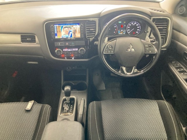 Mitsubishi OUTLANDER 2016 8346122-3