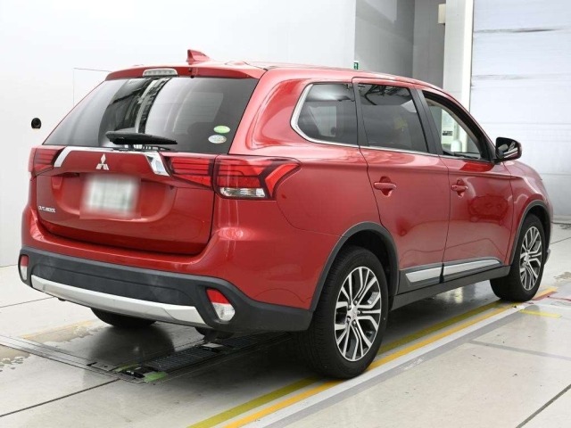 Mitsubishi OUTLANDER 2017 8346123-1