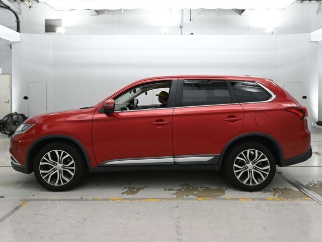 Mitsubishi OUTLANDER 2017 8346123-4