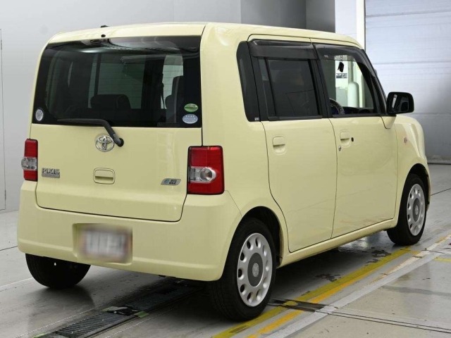Toyota PIXIS SPACE 2014 8347029-1
