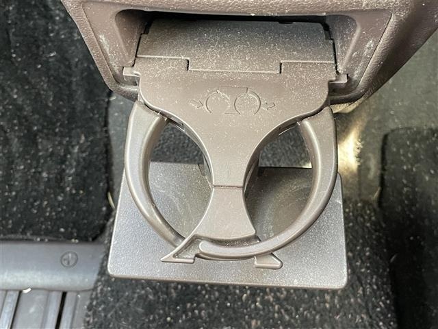 Toyota PORTE 2013 8340805-11