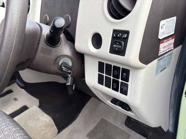 Toyota PORTE 2014 8340814-6