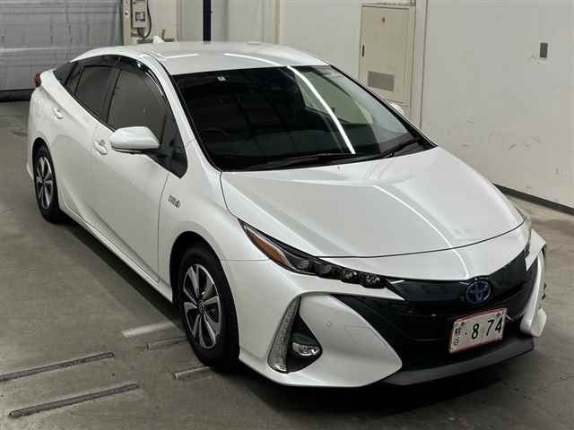 Toyota PRIUS PHV 2020 8341128-0