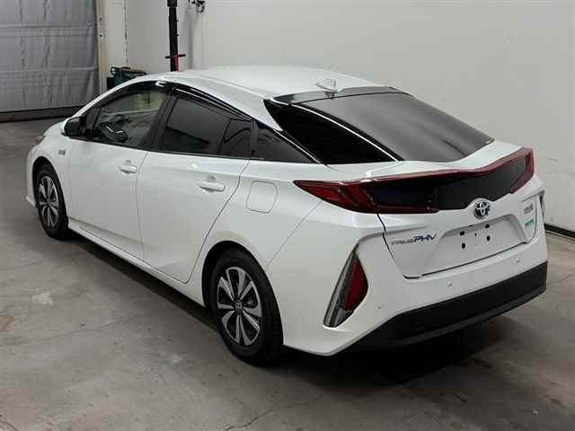 Toyota PRIUS PHV 2020 8341128-1