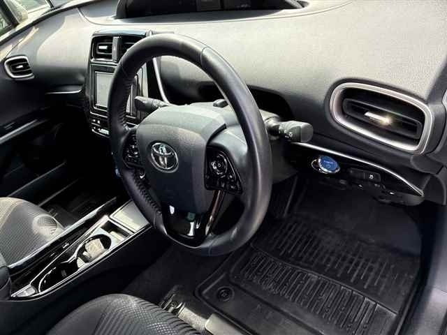Toyota PRIUS PHV 2020 8341128-3