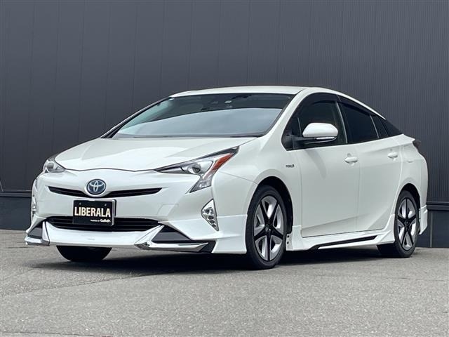 Toyota PRIUS 2016 8339855-18
