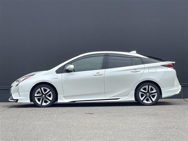 Toyota PRIUS 2016 8339855-21