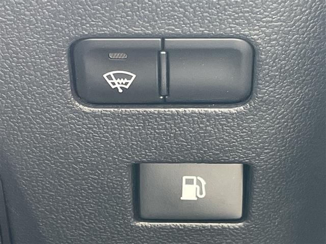 Toyota PRIUS 2016 8339855-4